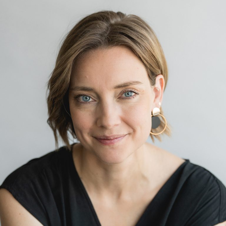 Vallée_Portrait_Slider